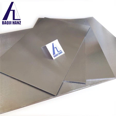 Medizinische Titanplatte